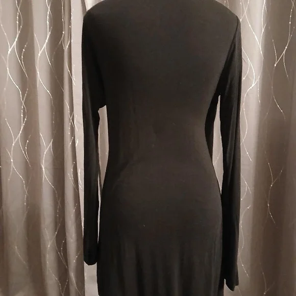 Chic Black Long Sleeve Dress - Picture 2 of 2